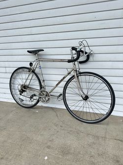 Men’s Road Bike