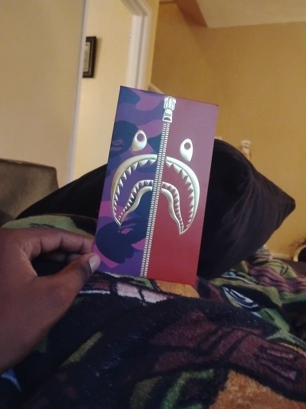 Bape Envelope  Wgm