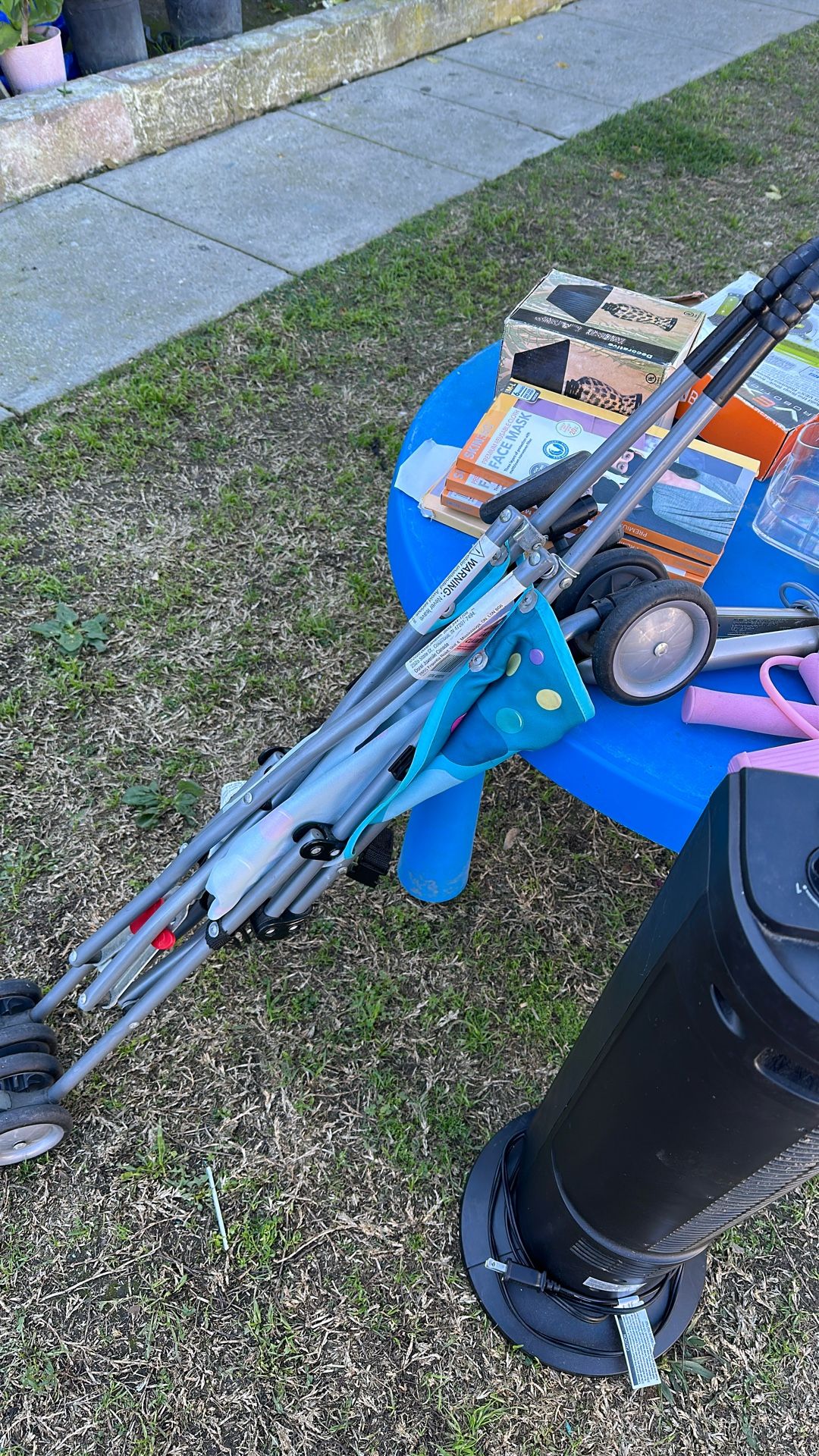 Vendo Todo Estás Cosas Nuevas Y Semi Usadas Todo Por $30