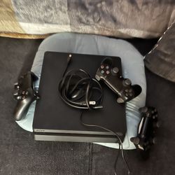 PS4, 3 Controllers, Charger cable, and Power Cord