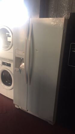 New open box 33” whirlpool