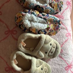 Free Kids Slippers 