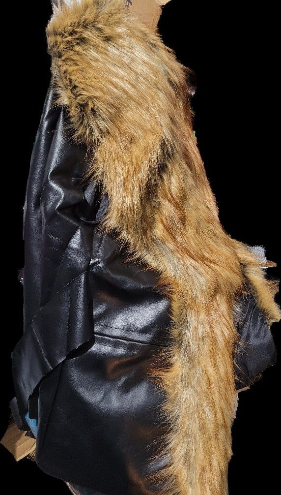 Women's Fashion Autumn and Winter Warm Short Faux Fur Vests Waistcoat Jacket with Pockets