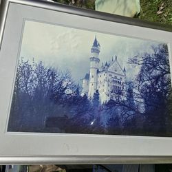 Beautiful Framed Castle Picture