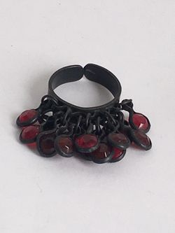 WOMENS RING SIZE ADJUSTABLE TO FIT ANY SIZE