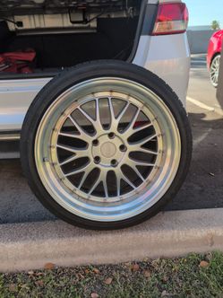 SSR Multi-Spoke Wheel with Tire