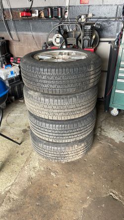 245/60-18 trailblazer tires and rims three months old
