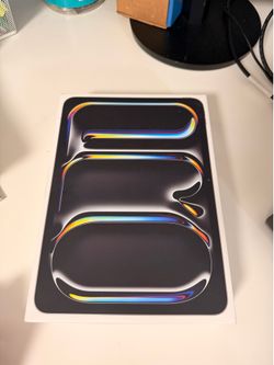 Apple iPad Pro 11-inch (M5): Ultra Retina XDR Display, 256GB, 12MP Front/Back Camera, LiDAR Scanner, Wi-Fi 7 with Apple N1 + 5G Cellular with C1X chip