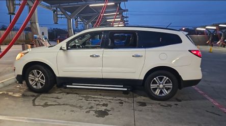Chevrolet Traverse SUV White