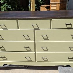 Solid wood Sage Green 9-Drawer Dresser