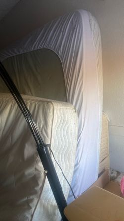 Free, California Bed And Queen Size Bed
