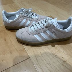 Adidas Gazelle Pink And White Size 7.5 Women’s 