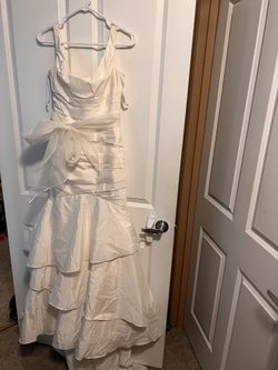 Size 2 Ivory Wedding Dress