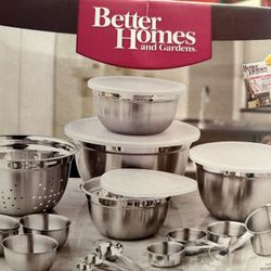 new Better Homes & Gardens Steel 21 Piece MEASURE & MIX Kitchen Set bows cups