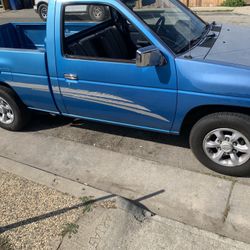 1995 Nissan Truck