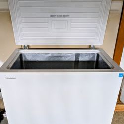 Hisense 7 Cu Ft Energy Star Freezer 