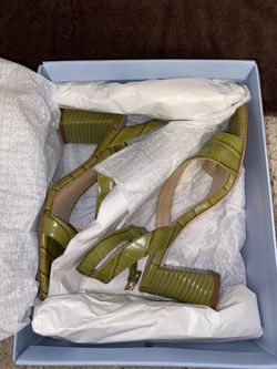 Antonio Melani heels