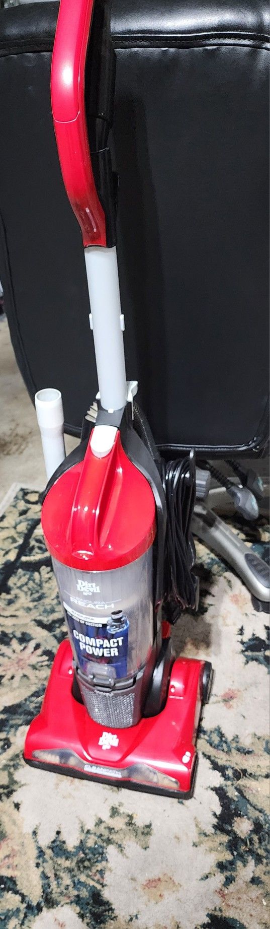 Dirt Devil Endura Reach Vacuum