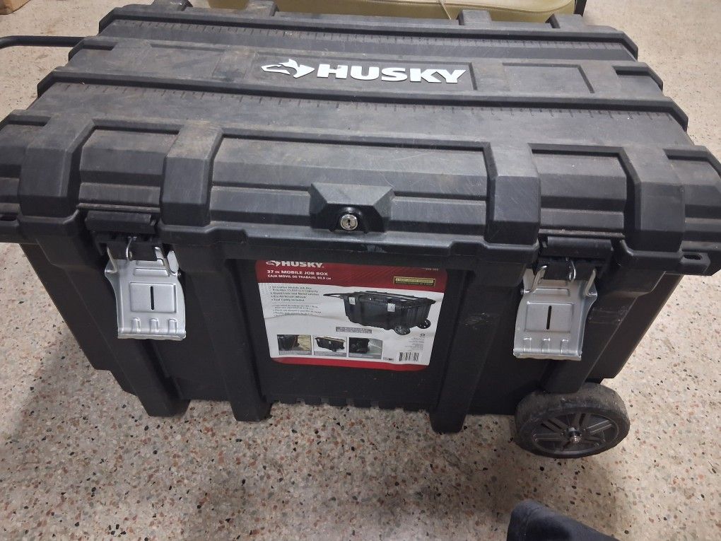 Husky Tool Box 