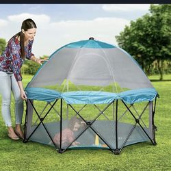 Pop-Up Play Yard with Mesh Sides 