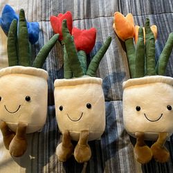 Smiley Flower Plushes