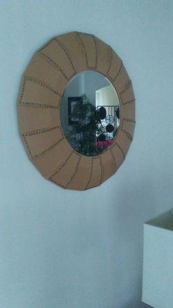 Wall mirror leAther