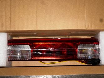 99-06 Silverado Sierra 3rd Brake Light *NEW*