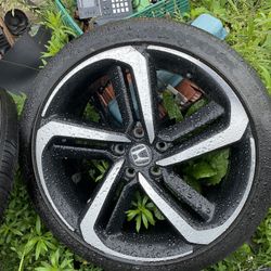 19” Honda Touring Rim And Tire 2 Available 