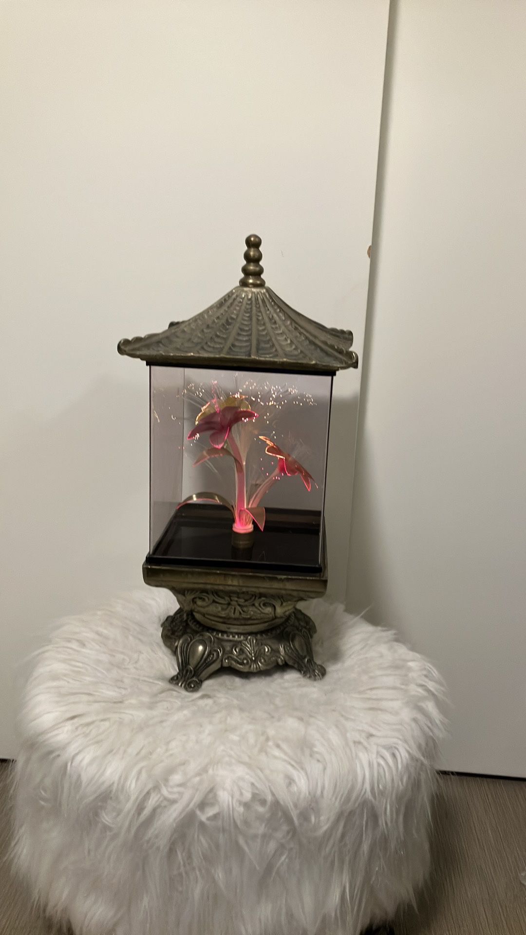 Vintage pagoda lamp fiber optic rotating flowers