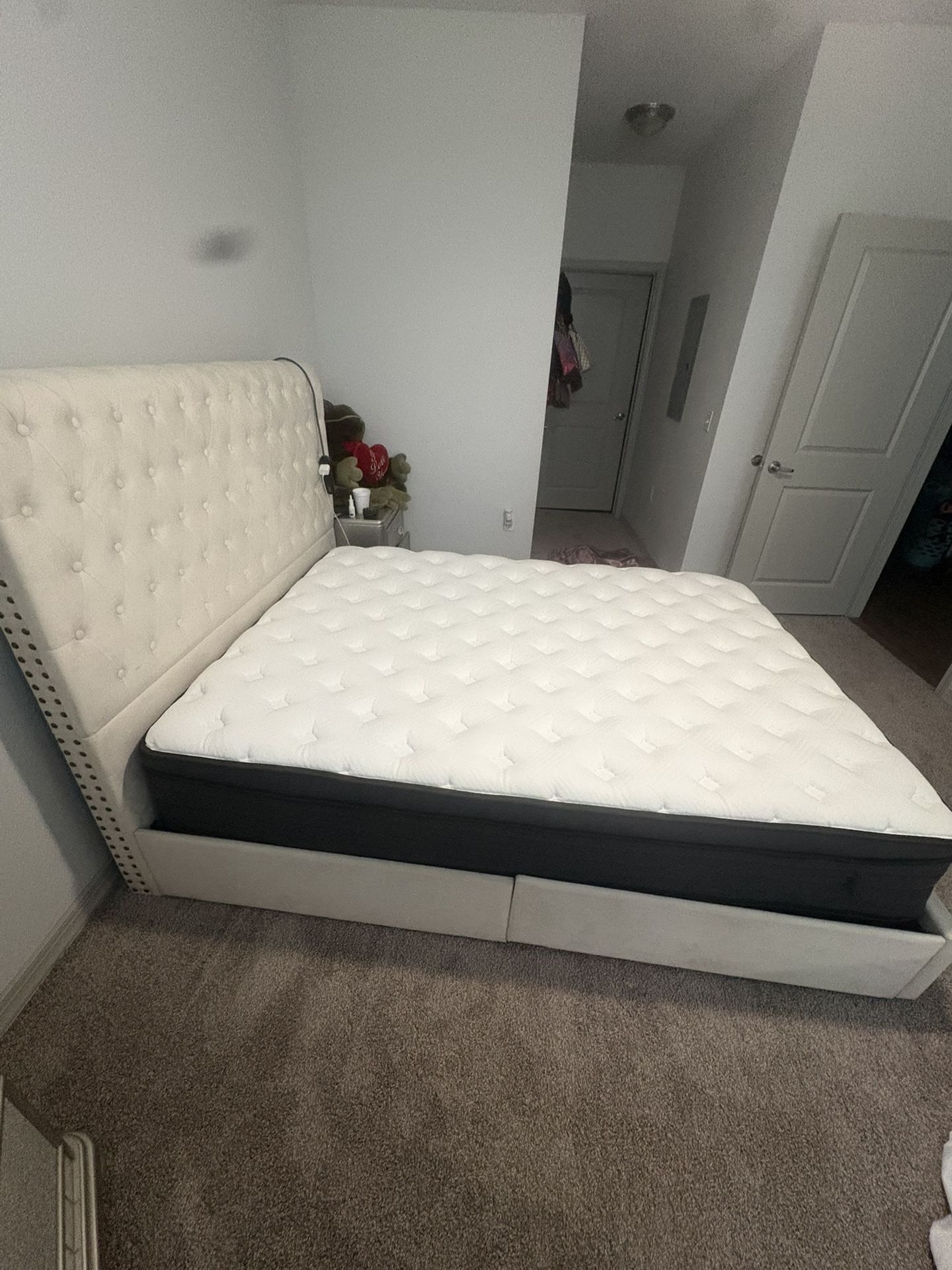 QUEEN SIZE STORAGE BED.