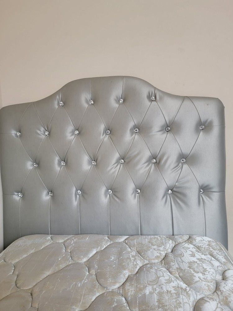Twin Satin Jeweled Button Tufted Headboard W/ Frame, Mattress, And Boxspring