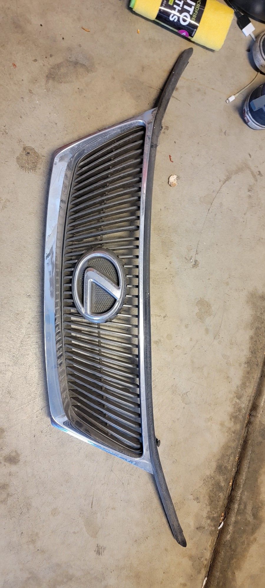 2010 Lexus Is250 Grill