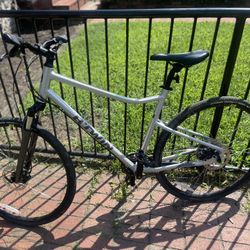 BTWIN  RIVERSIDE 900 (Regular BiKE) 
