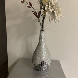 Z Gallery Flower Vase With Artificial Flower 
