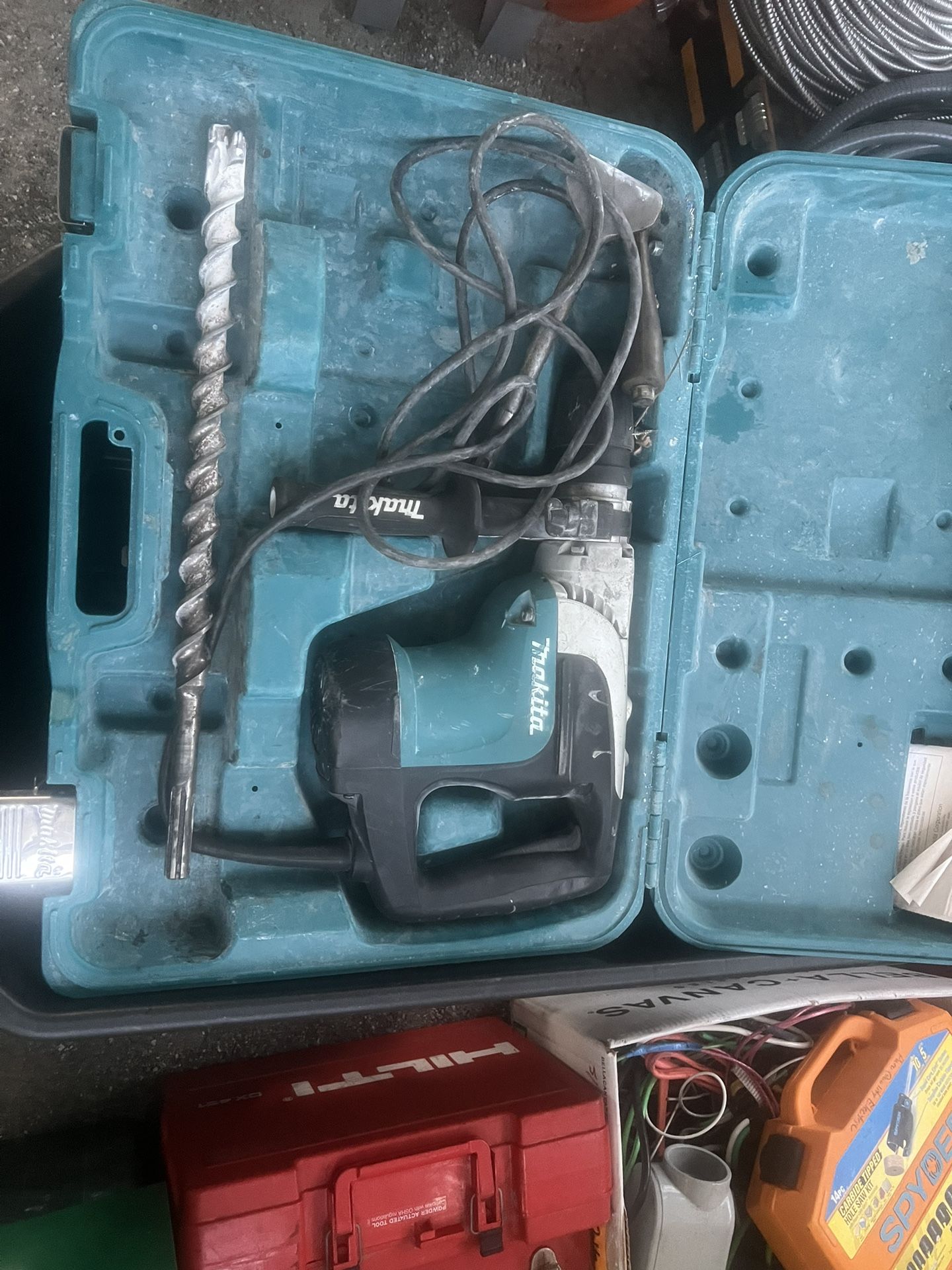 Makita Chip N Hammer