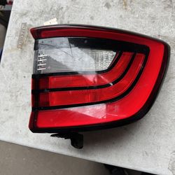 Dodge Durango right tail light Oem