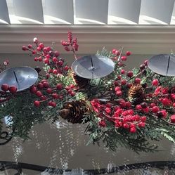 Christmas Candle Holder Centerpiece 