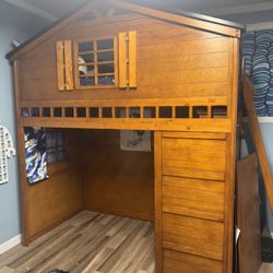 Treehouse Loft Bunk Bed Twin Size With Built In Desk