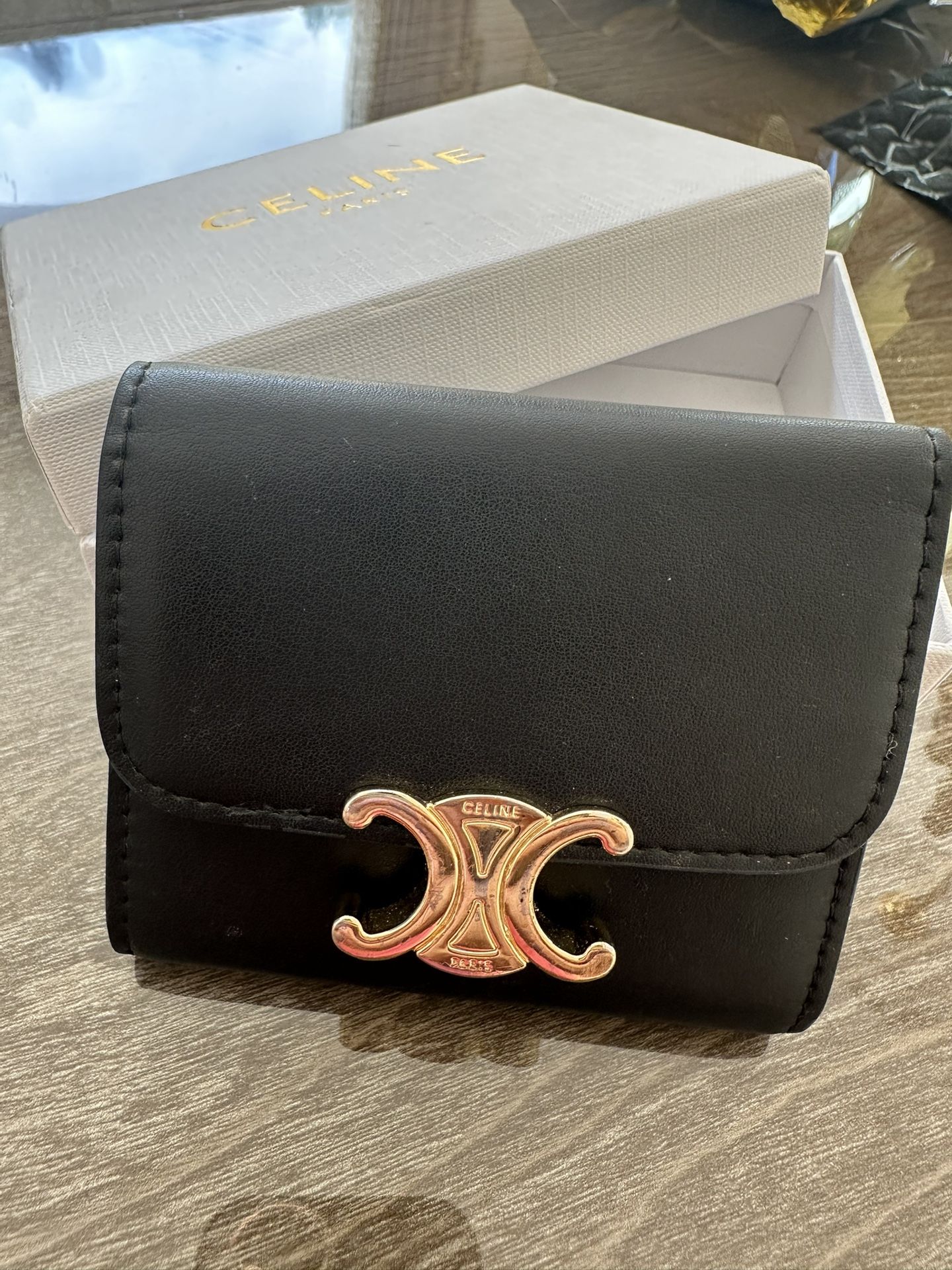 Wallet With Céline Logo , Defective Read Description
