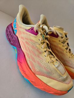 Hoka Speed Goat Women's Size 10 hiking Shoes