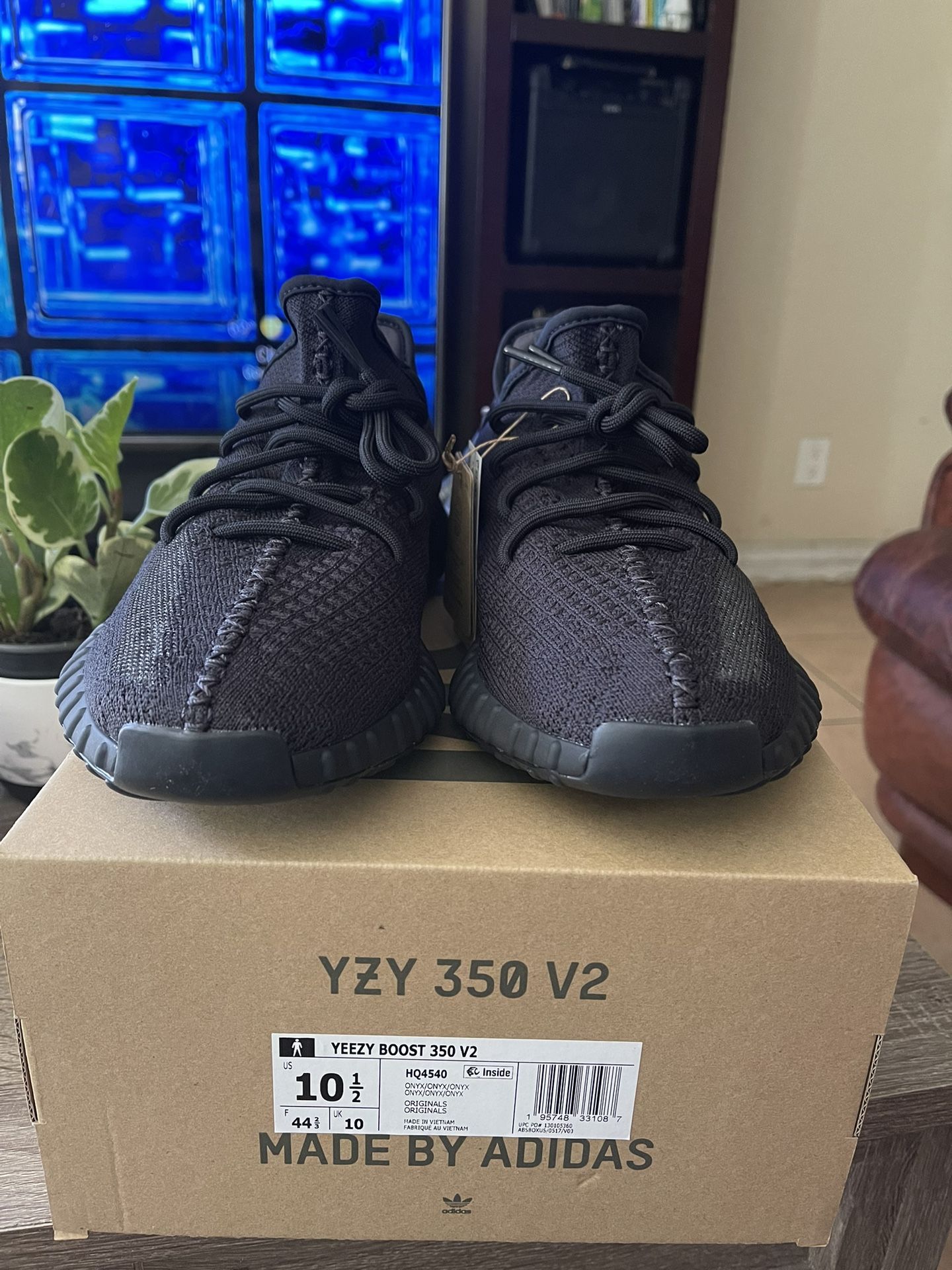 adidas Yeezy Boost 350 V2 Onyx - Men