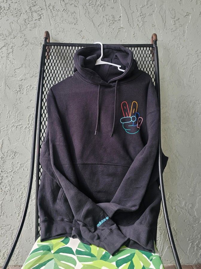 Adidas Orginals Peace Sign Trefoil Hoodie Size Medium New With Tags 