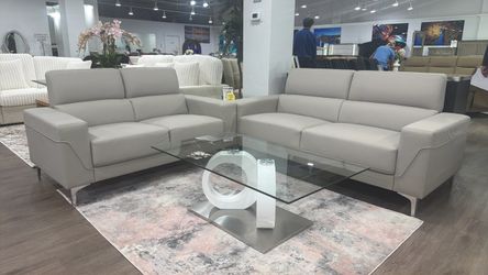 Special Offer Now‼️Beautiful Sofa&Loveseat $599