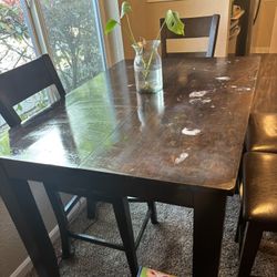 Free Table With Chairs 