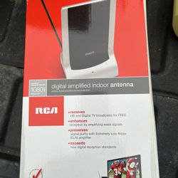 RCA DIGITAL AMPLIFIED INDOOR ANTENNA MODEL ANT1251F HDTV