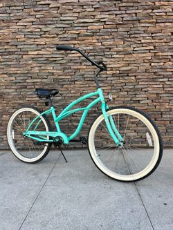 Firmstrong “ Urban Lady “ 26 inch Beach Cruiser