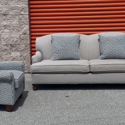 LIVING ROOM SET W SOFA, ARMCHAIR & 2 PILLOWS by HAVERTYS FURNITURE - delivery is negotiable