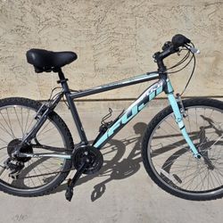 Fuji Nevada 5.0 Cross Country Bike 