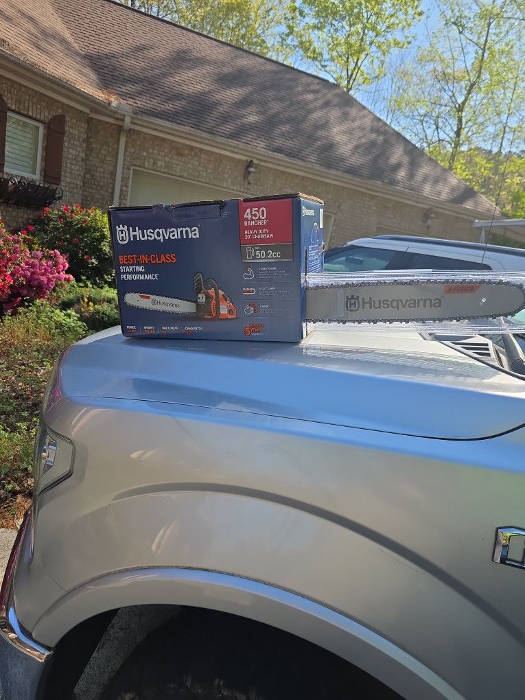 Husqvarna Chainsaw!! New!!