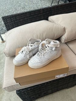 Nike shoes
